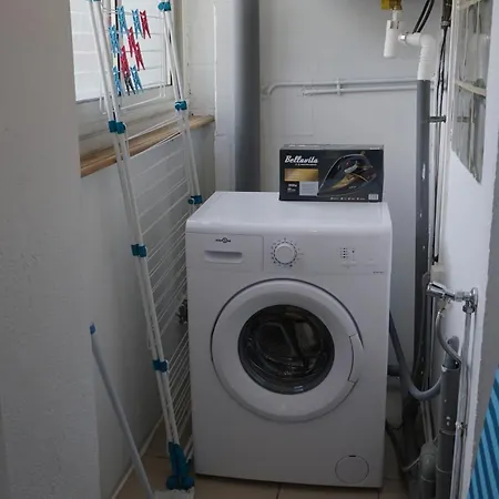 3 Bedrooms - Spacious And Friendly - City Center Appartamento