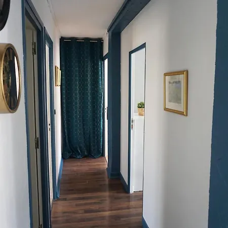 3 Bedrooms - Spacious And Friendly - City Center *