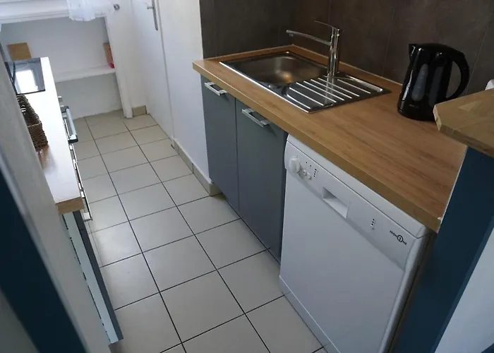 Appartamento 3 Bedrooms - Spacious And Friendly - City Center *