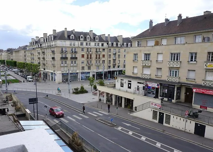 Appartamento 3 Bedrooms - Spacious And Friendly - City Center