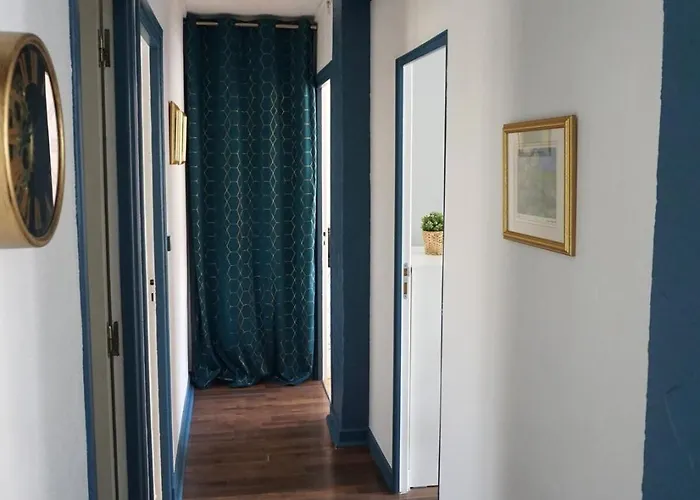 3 Bedrooms - Spacious And Friendly - City Center *