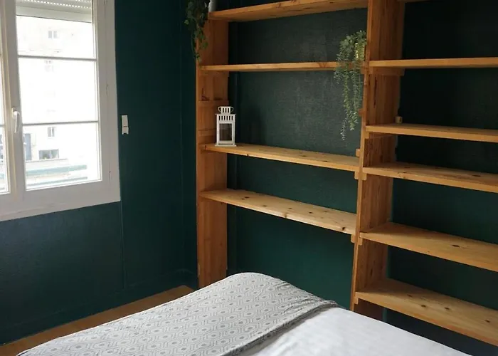 3 Bedrooms - Spacious And Friendly - City Center Appartamento